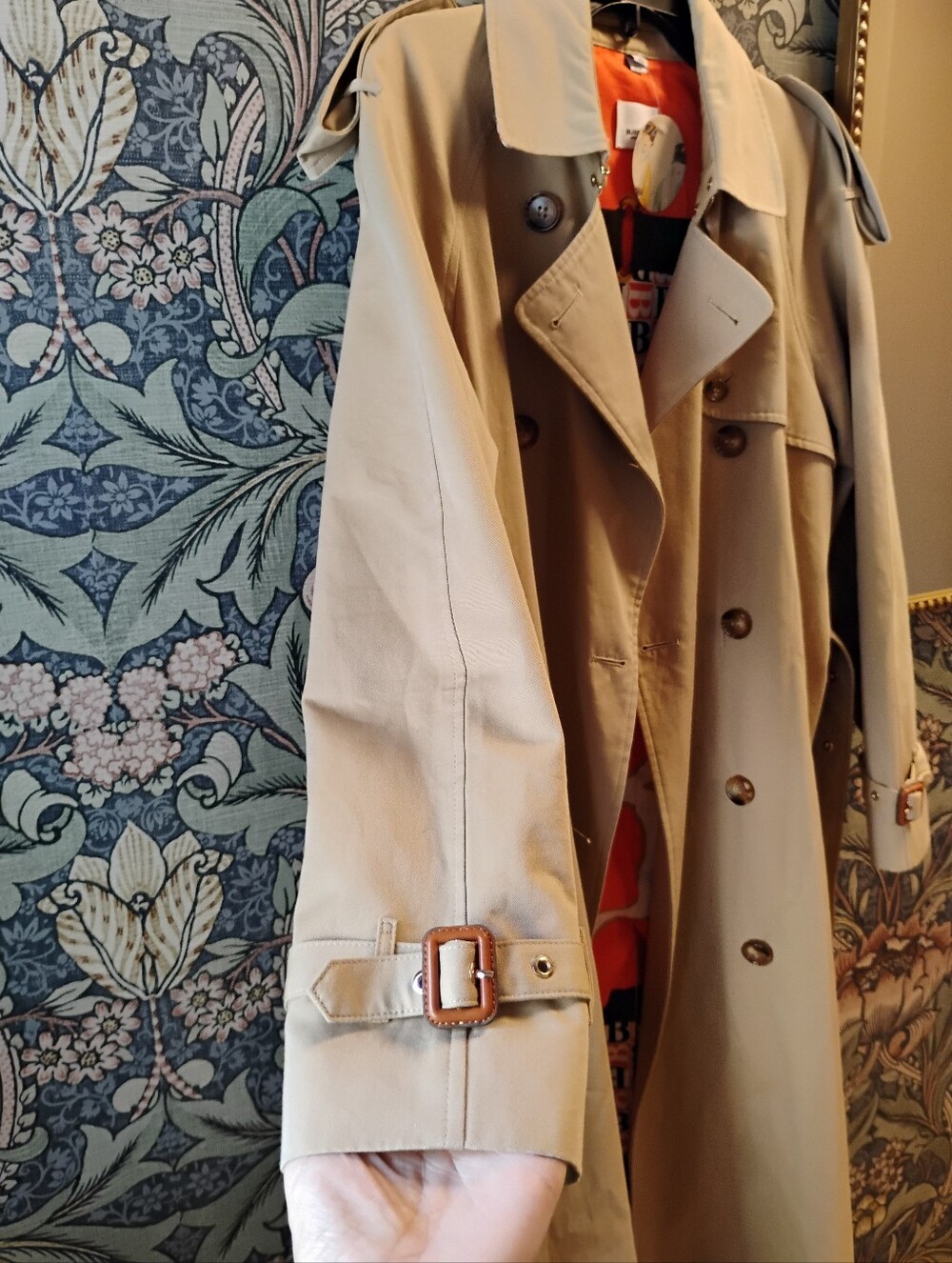 Burberry Beige Trench Coat with Orange Lining and Logo Panel / RARE FIND / - Picture 6 of 15
